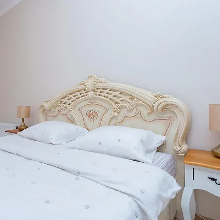 Vip Mayak Apartment